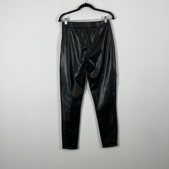 Abercrombie & Fitch Vegan Leather Straight Leg Side Zip Closure Womens M Pants - Picture 5 of 8